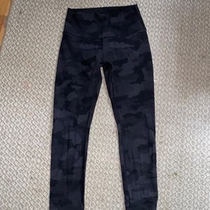 Camo lululemon wunder under leggings